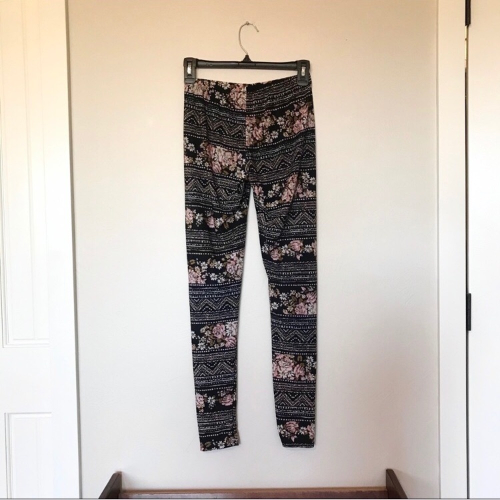 See You Monday 🌸 Leggings Floral Flower LA Yoga